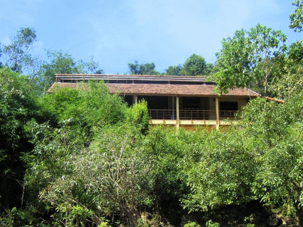 Forest Floor Lodge Cat Tien Bagian luar foto